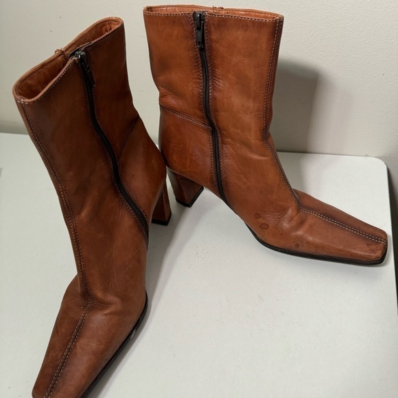 Vintage Aldo made  in Poland leather cognac booties y2k glam western 39 - Picture 4 of 11